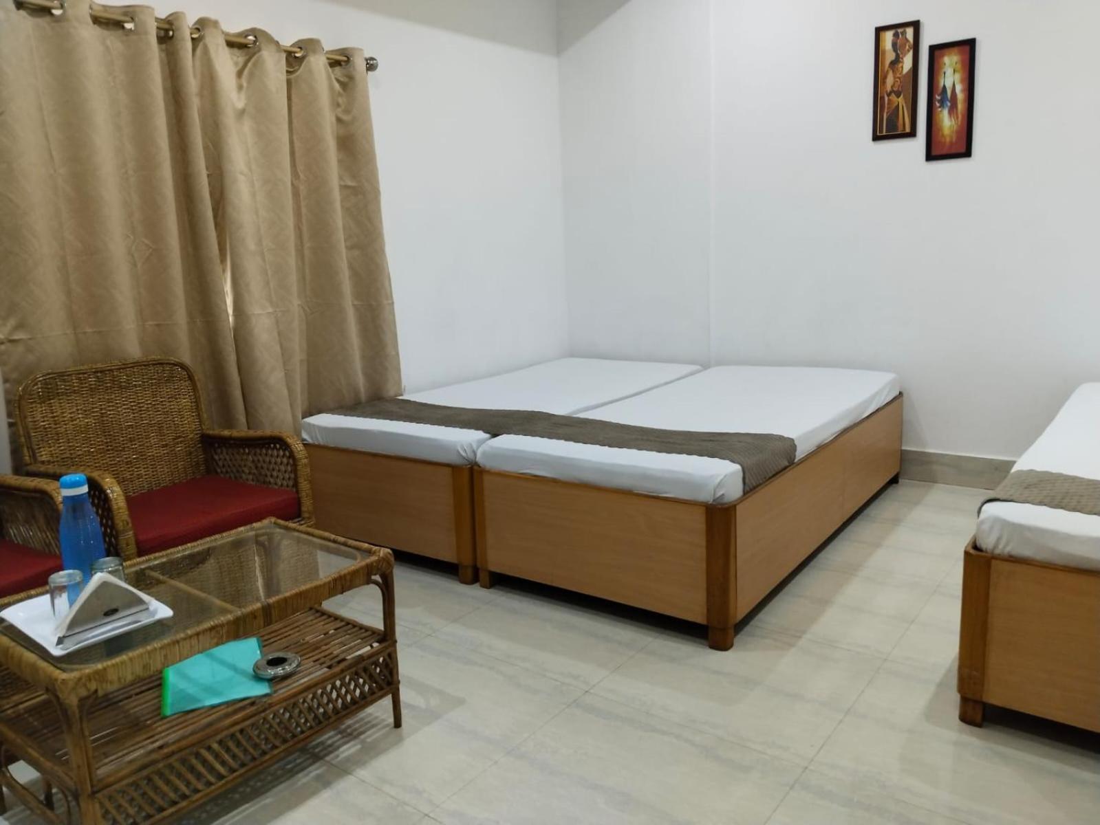 The Executive Inn Guwahati Bagian luar foto