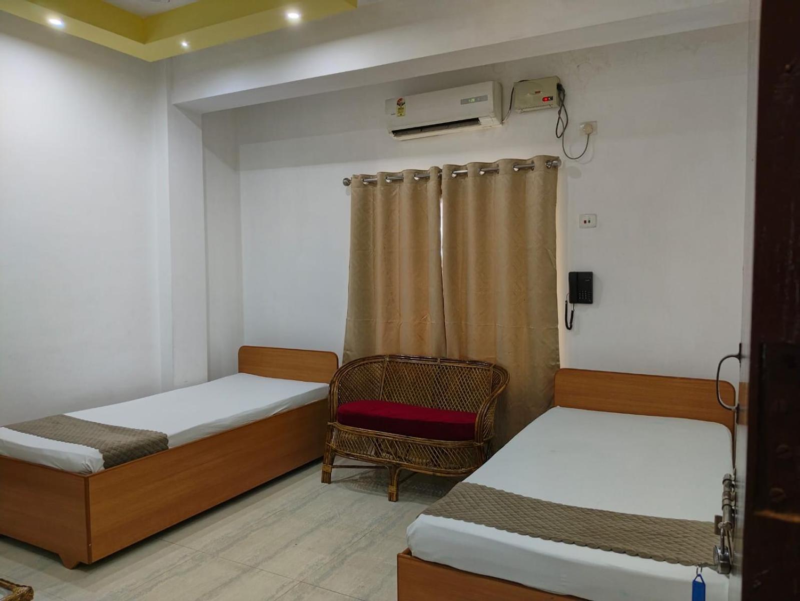 The Executive Inn Guwahati Bagian luar foto