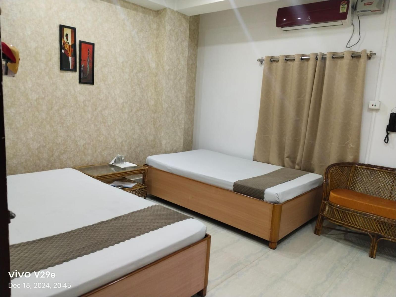 The Executive Inn Guwahati Bagian luar foto